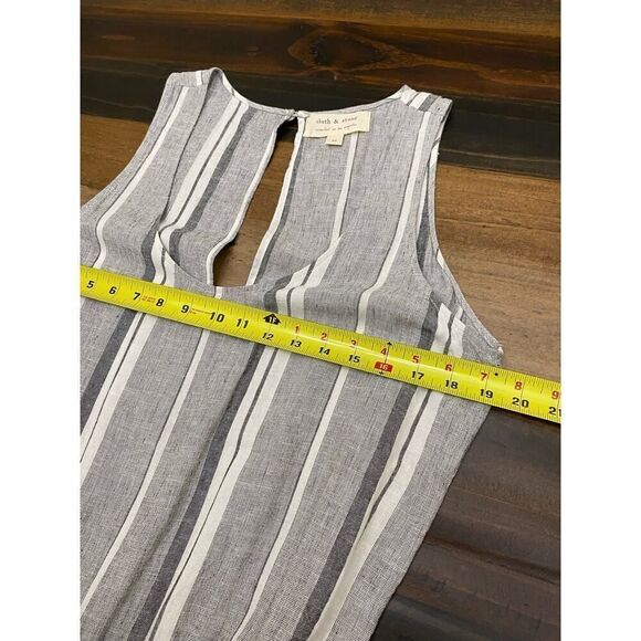 Clothe & Stone by Anthropologie Linen Striped Jumpsuit Open Back Gray Size M - Picture 9 of 13